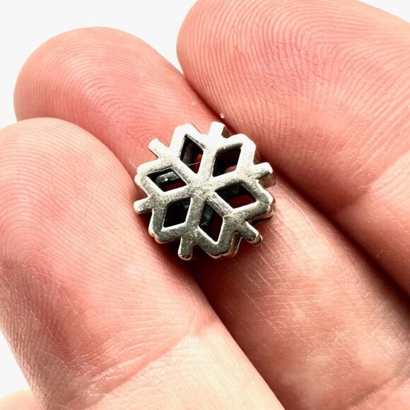 Pandora Snowflake Charm 925 ALE Sterling Silver Holiday Winter Christmas - Picture 2 of 3